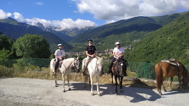 Escuela De Equitacion Val D Aran