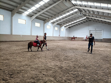 Centro Ecuestre IZADI