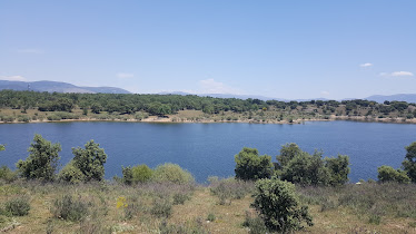 – centro ecuestre cerrada de garay