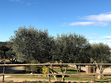 Overland Peratallada