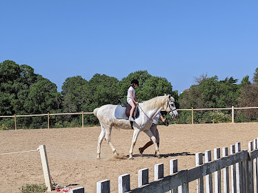 Escuela Hipica La Cuadra