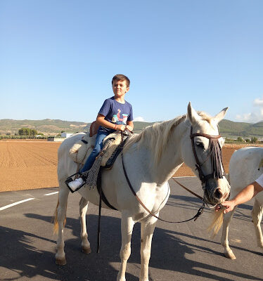 Rutas a caballo equitacion la pe a