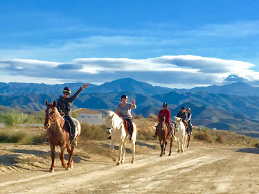 Rancho Husares mas 44 7774414919